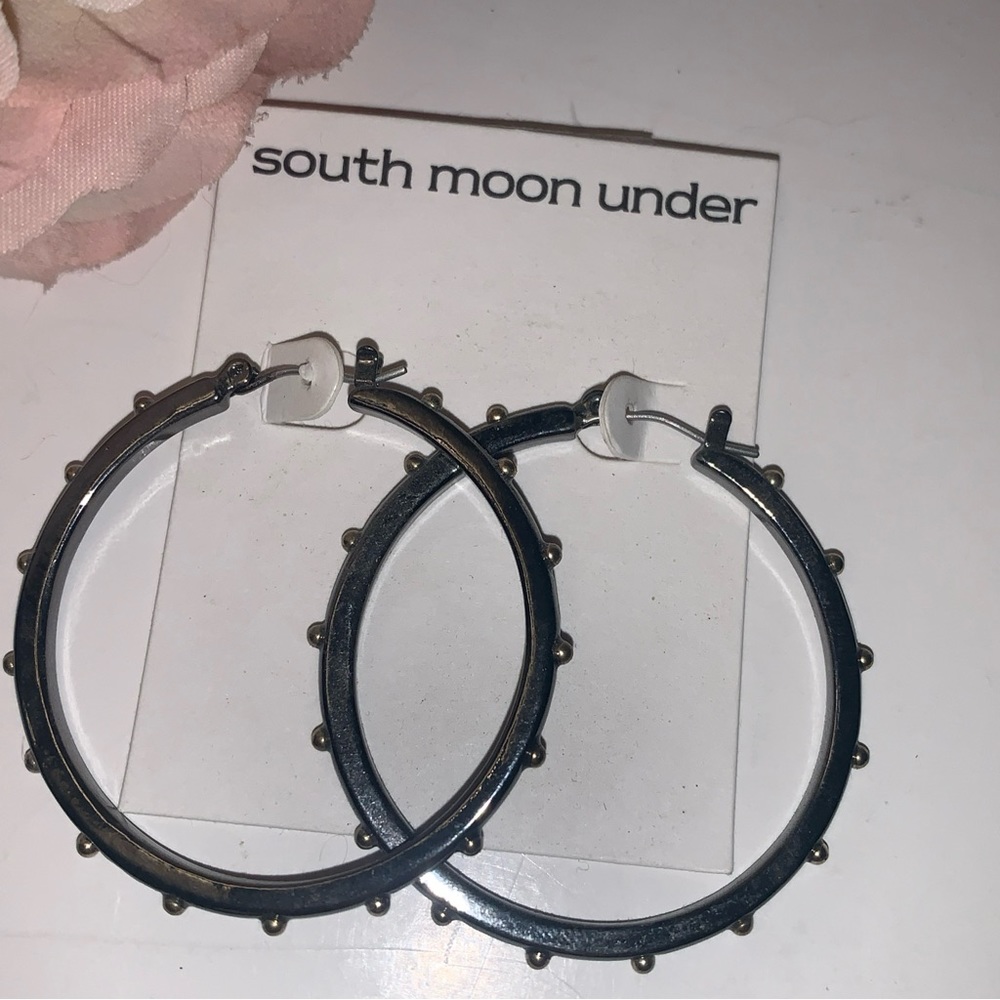 Women’s Earrings Gun Metal South Moon Under NWT